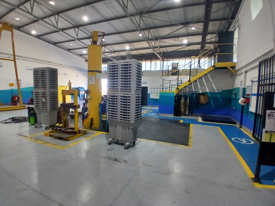 To Let commercial Property for Rent in Oos Einde North West